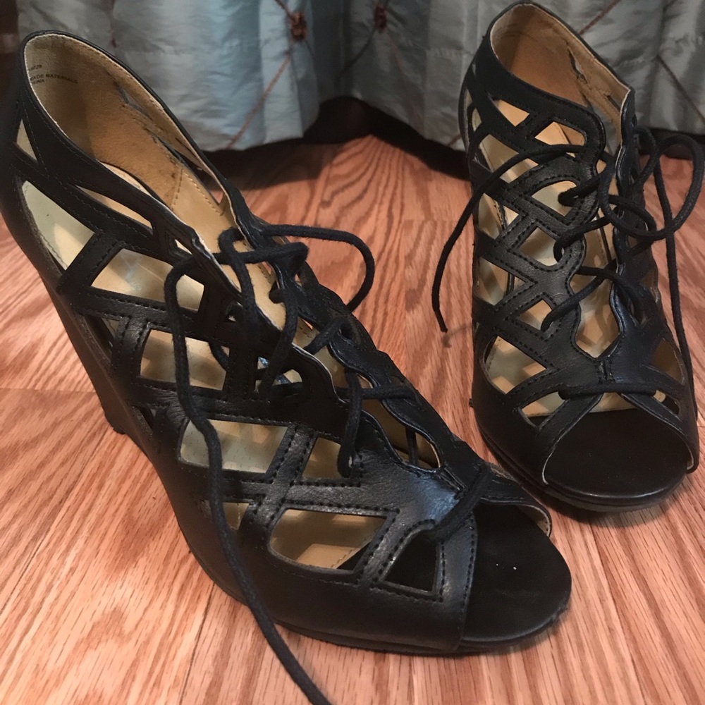 Black Wedge cutout lace up sandal